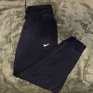 Nike women’s dry fit joggers